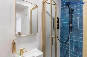 Soothing Studio Hideaway Tranquil Vibes Await - Image 2