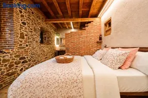 La Casita de Albino -jacuzzi-chimenea-museo - Image 3
