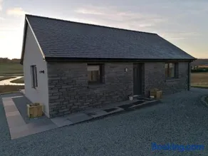 Poachers Bothy - Image 3
