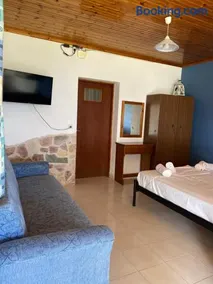 Tentes Holiday Homes - Image 5