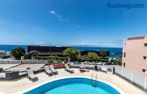 Bright 2 Bedroom Apt by Dream Homes Tenerife - Image 1