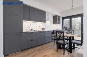 Apartment in Krakow with parking and balcony by Noclegi Renters - Image 3