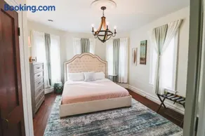 Spacious Group Stay Near Gettysburg Room for All & Easy Day Trips Nearby - Image 4