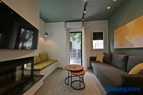 Aslia - Stylish Stay by the sea in Polychrono - Image 4