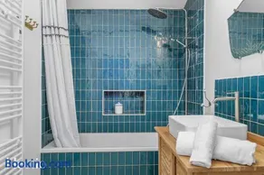 Maison La louvegine House in the Heart of Vaugines - Image 3