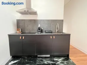 Ample and Cozy Stay in Brooklyn - Image 3