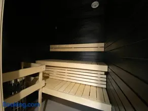 Home By Livia - Sunset Apartment - sauna - free P - lake view - Image 3