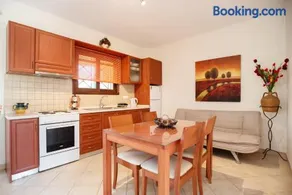 Angelique Apartments - Image 5