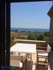 Olive Tree Cottage - Image 4