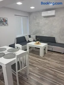 Apartment Petrovi - Image 4