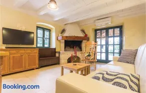 Gorgeous Home In Sisan With Wifi - Image 4