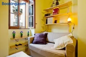 Apartament in historic center - Image 1