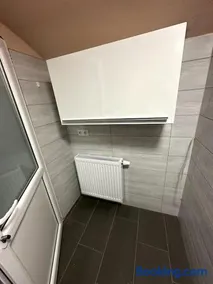 Monteurwohnung im Untergeschoss - Image 1