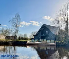 Franks Ferienhaus am See I Privatsteg I Tretboot I Spieletage I Gartensauna l Ruhe I Natur I Angeln I luxuriös & großzügig bis zu 10 Personen - Image 1