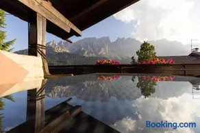 Sirena Carezza Apartments - Image 3
