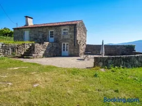 One bedroom house with furnished garden at Andeviso - Image 1