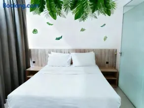 The Green Hotel Bekasi - Image 3
