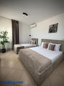 Vila One - Image 2