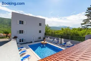VILLA STARS HILL WITH HEATING POOL and JACUZZI - MAKARSKA - Image 1