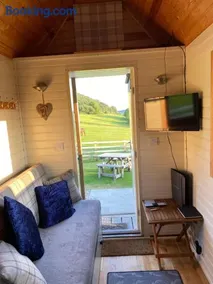 The Niblet Bonnie View Glamping Cabins, Helmsley - Image 4