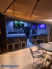 Duplex com laser privativo - piscina, sala de jogos, área de churrasqueira - Image 3