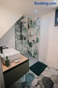 L'Amazone - Jungle Room avec Jacuzzi - Image 1