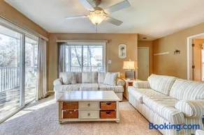 Sea Colony - 53022 Lakeshore Dr - Image 3
