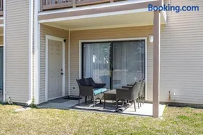 First floor, Little River Condo with Pool 3 miles from beach - Image 4