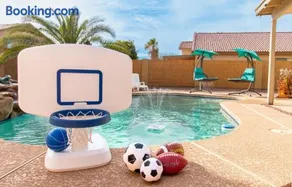 Heated Pool King Bed Firepit Work Station - Image 4