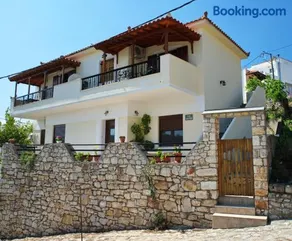 Pefka Apartments - Image 2