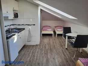Komárov Apartment - Image 2