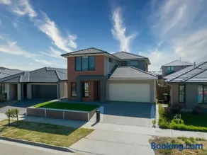 Modern new Homly Villa at Clyde - Image 1