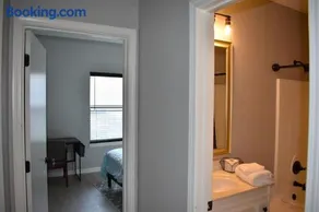 Cozy 3BR-3BA Home Near Zona Rosa Shopping and Dining - Image 4