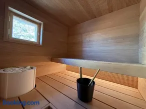 Villa with sauna, fireplace and free parking in the heart of Porvoo - Image 4