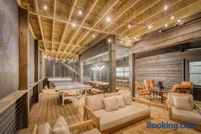 Chestnut Ridge - Mountaintop Luxury Living - Image 3