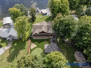 Lakefront cottage with golf area BBQ pool table - Image 4