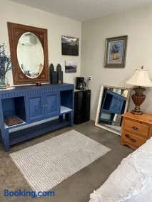 Tmae's Bed & Rest - Image 3