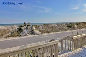 Experience ocean views in this 3-bedroom Beachside Bungalow in North Topsail Beach - Image 4