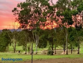 Rosehill cottage and bush retreat - Image 3