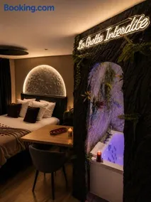 La Grotte Interdite - Love Room - Jacuzzi d'exeption - Image 1
