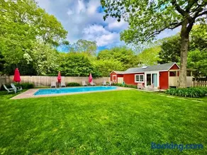 Gorgeous Hamptons Farmhouse - Get the Beach without the Traffic! - Image 3