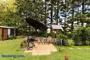 Montville Retreat by Tiny Away - Image 2