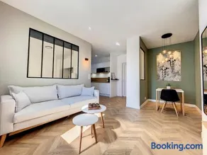 AppartChic - appartement standing - plein Centre & Parking privé - Image 2