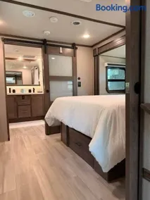Sunset Shores RV - Image 5