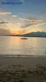 UNZIPP BUNGALOWS GILI TRAWANGAN - Image 2
