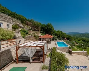 Villa Tea - Image 2