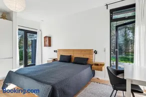 8-Person Holiday Home In Fuglslev With Indoor And Outdoor Spa, Sauna And Large Annex Surrounded By Forest And Close To Ebeltoft And Ree Park - Image 3
