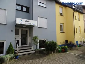 Apartment Haus - Image 1