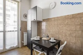 GuestHost - Florence Modern & Bright Apartment! - Image 5