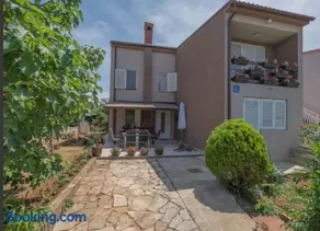 Apartman Andja sea and garden view - Image 5